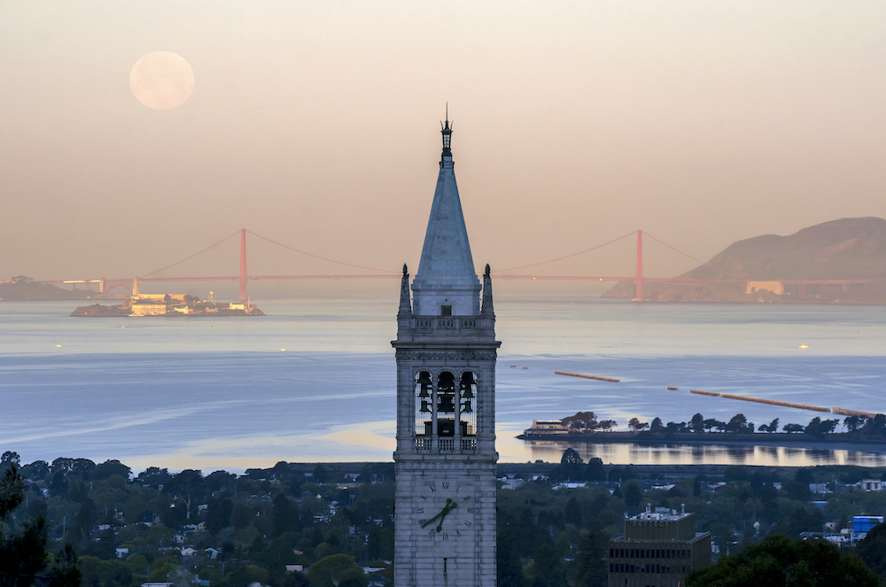 super moon over San Francisco Bay